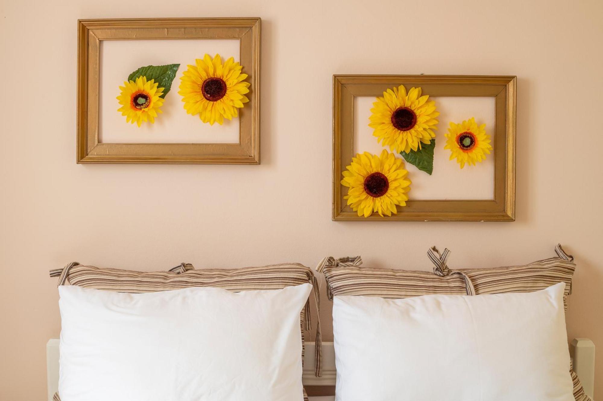 Stamatia Suites 아스프로발타 외부 사진