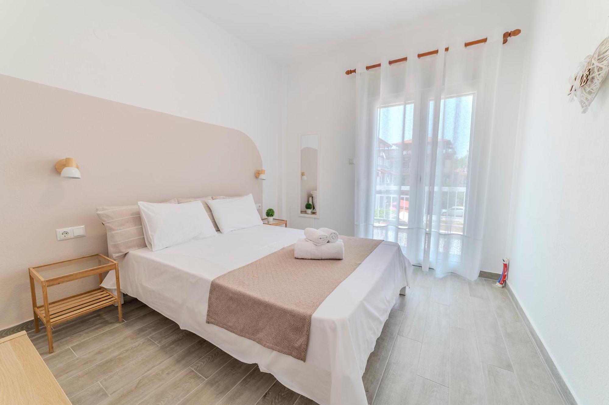 Stamatia Suites 아스프로발타 외부 사진