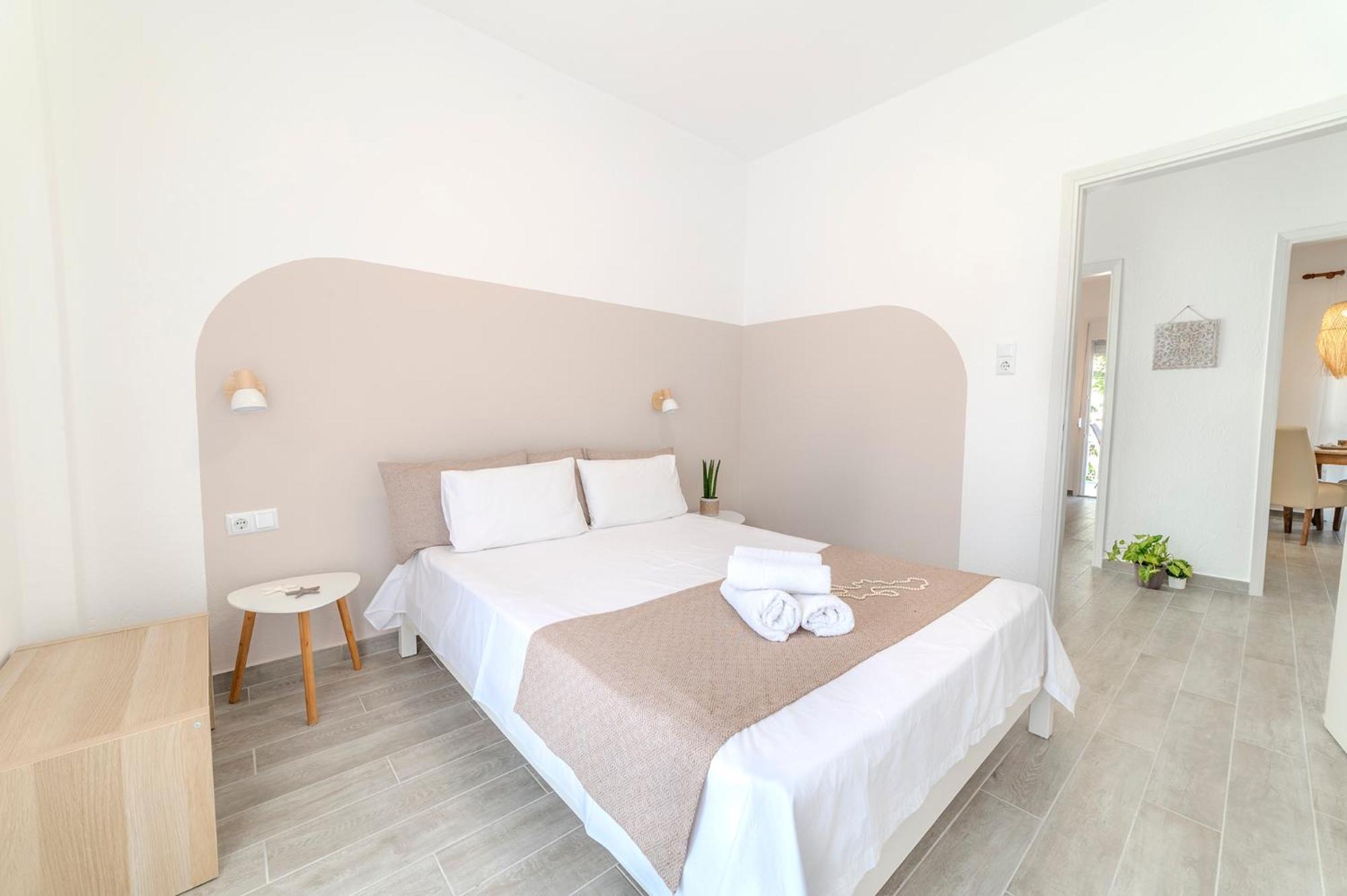 Stamatia Suites 아스프로발타 외부 사진